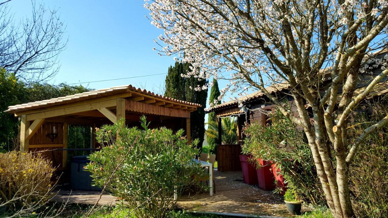 Le Bassin Du Tertre Bed and Breakfast Fronsac  Εξωτερικό φωτογραφία