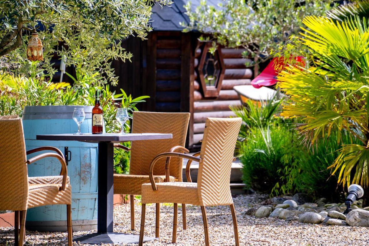 Le Bassin Du Tertre Bed and Breakfast Fronsac  Εξωτερικό φωτογραφία